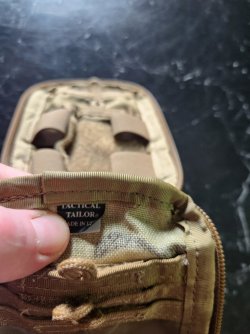 Tactical Tailor - E&E Pouch - Vert#4.jpg
